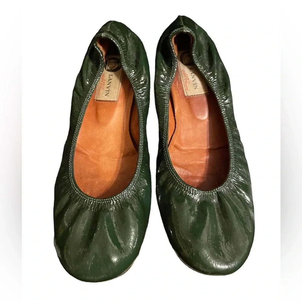 LANVIN HUNTER GREEN PATENT LEATHER FLATS